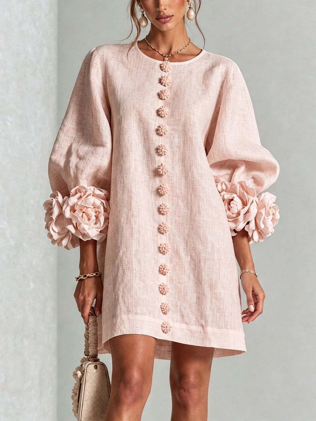 Vestido floral con mangas farol y cuello redondo